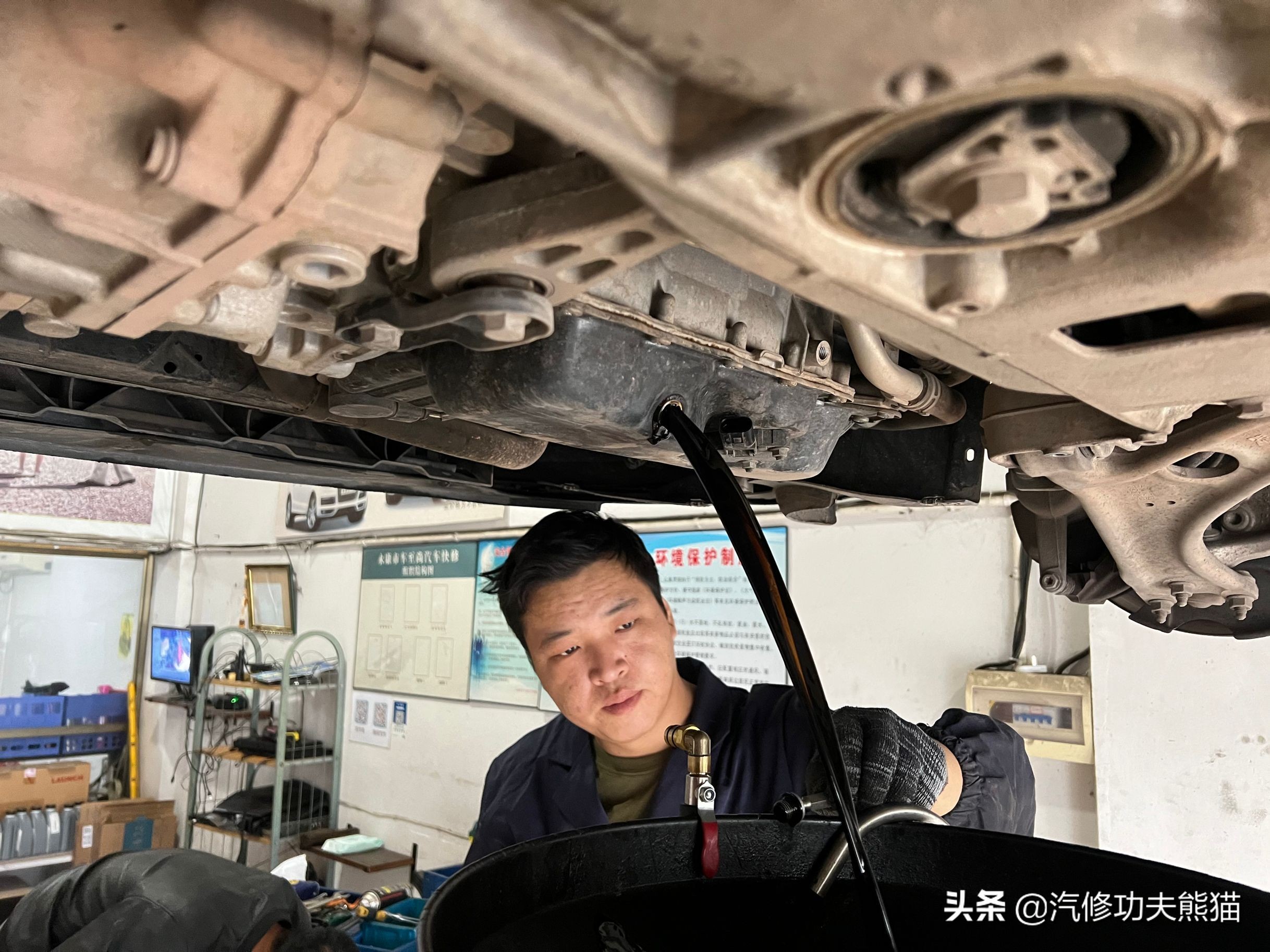 大众夏朗11万公里烧机油,大众夏朗九万公里突然烧机油