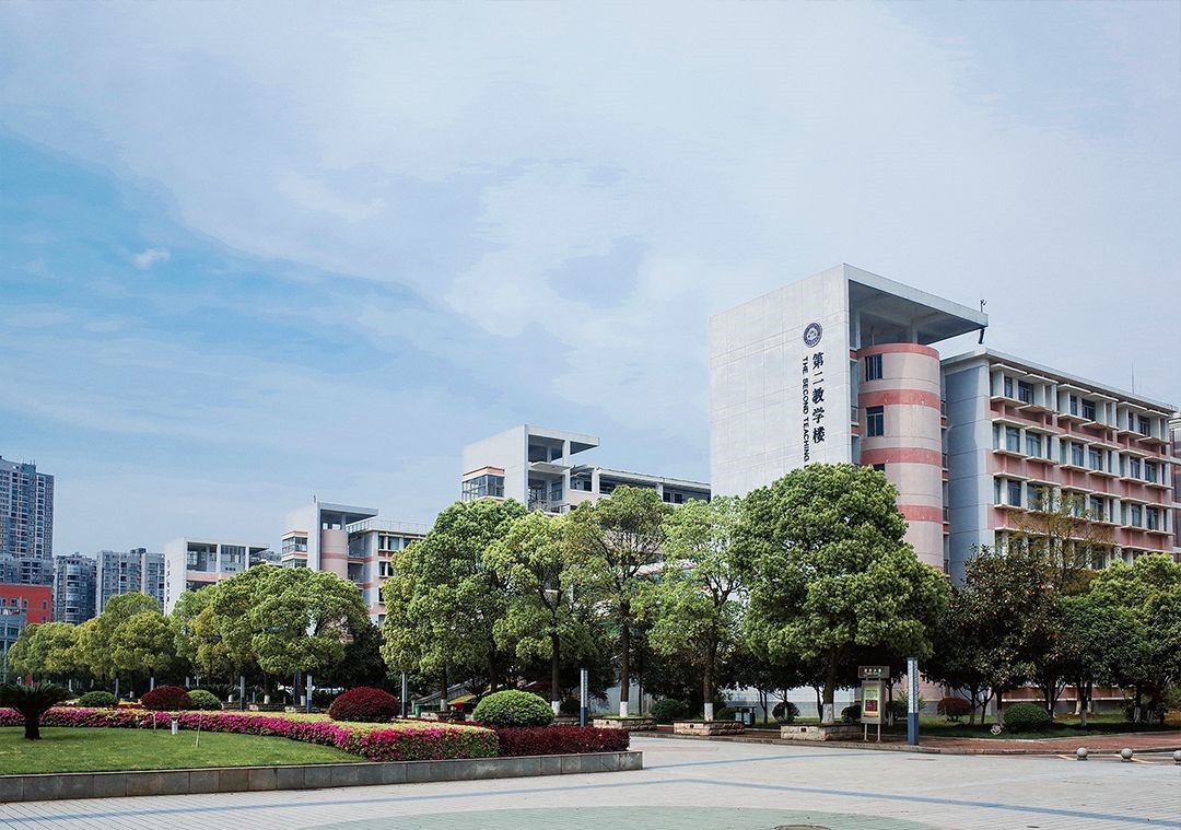 强推湖南中医药大学的老牌专业中医学，还有什么比5＋3更香！