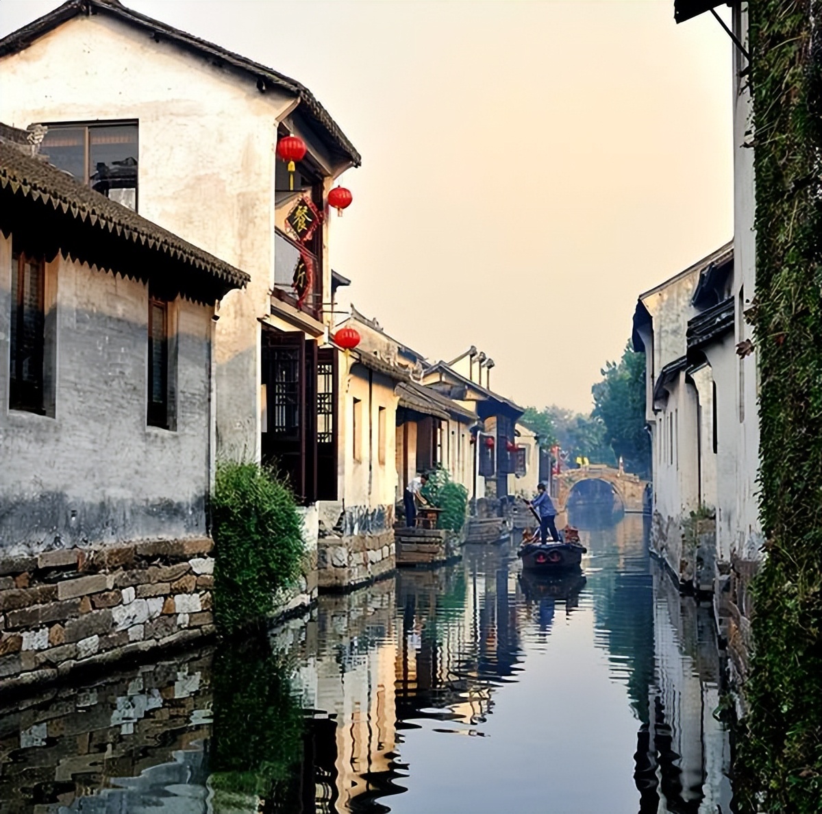 世界上最著名的十大古镇,云南著名古镇景点排名