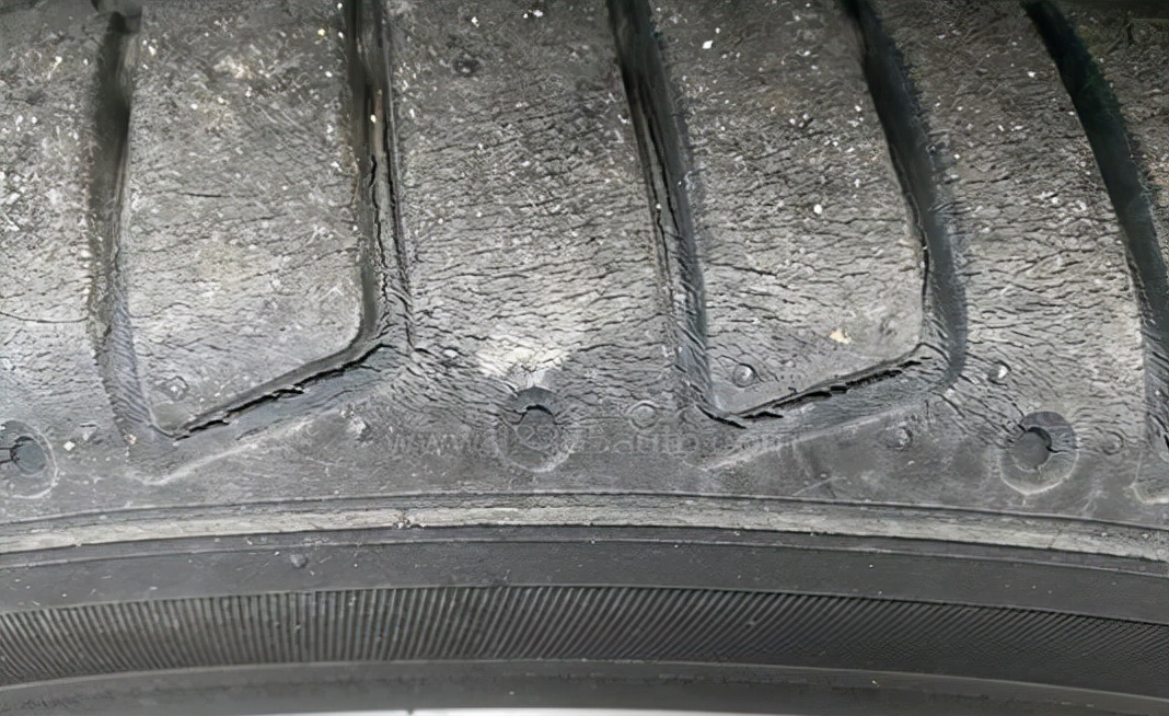 韩泰k117开裂解决了吗,韩泰万途仕k117开裂