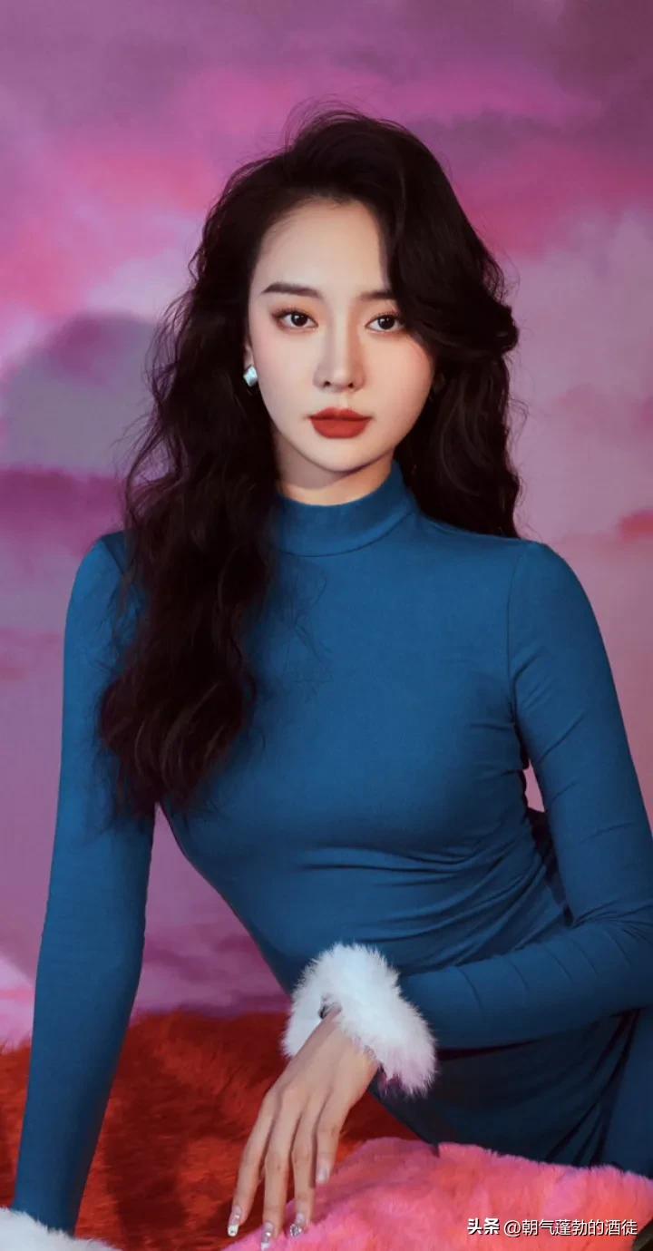 手机里都有什么好看的图片,手机好看图片在哪下