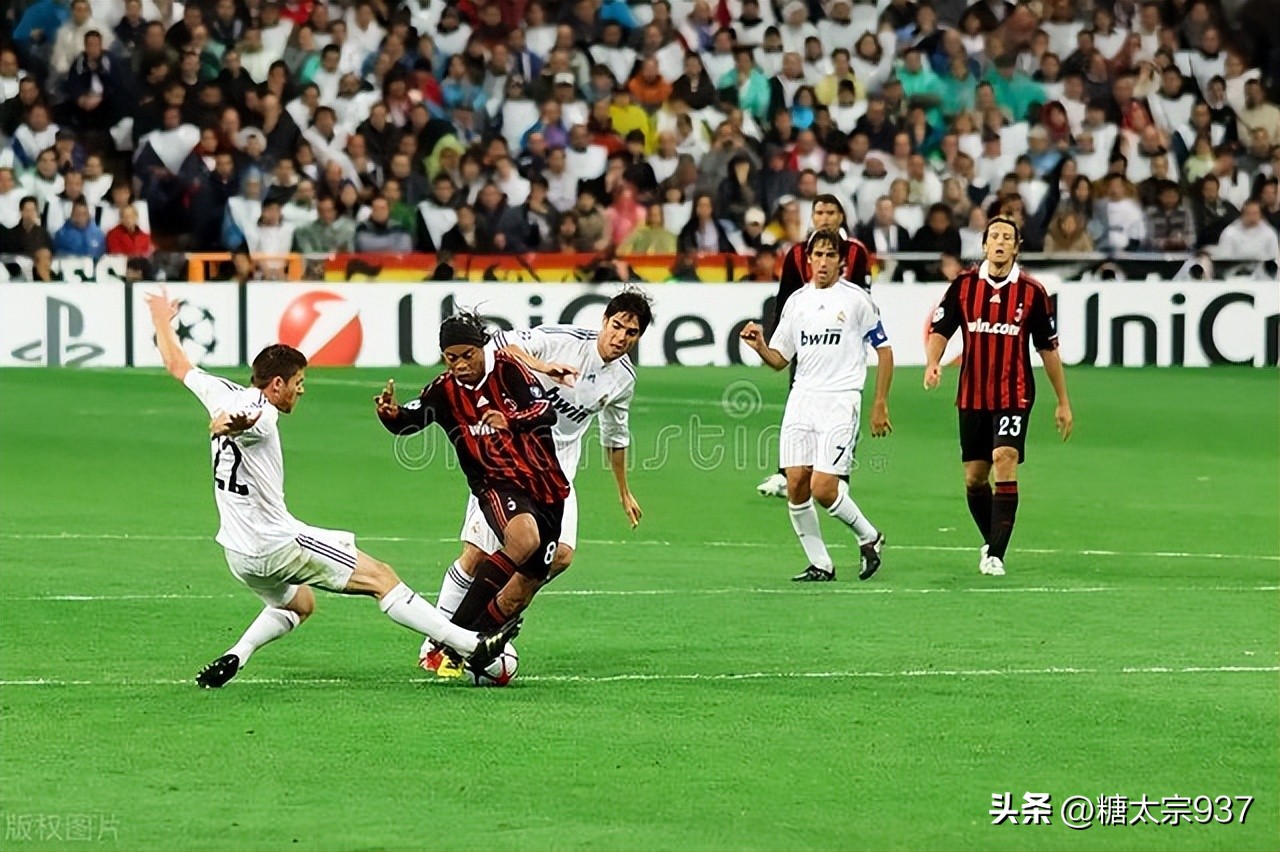 足球传奇罗纳尔迪尼奥,罗纳尔迪尼奥巅峰集锦