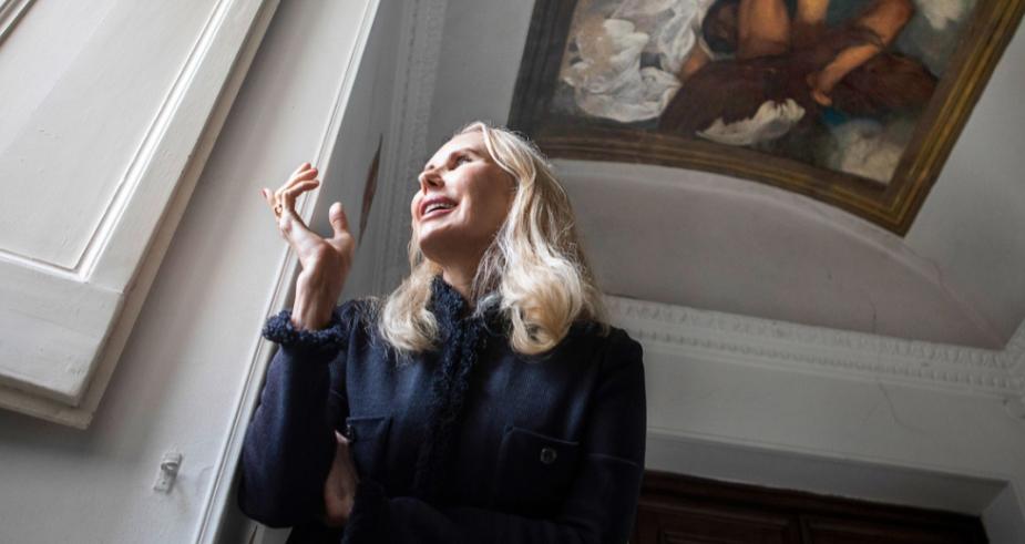 美女富豪嫁给农村小伙,美女富豪嫁给穷小伙