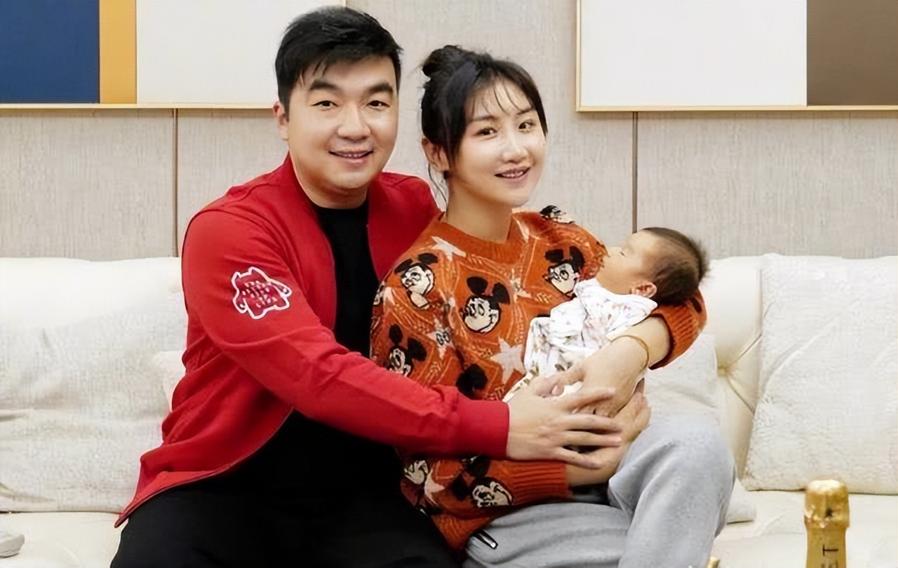 蹦床公主何雯娜和陈一冰,蹦床公主陈一冰何雯娜