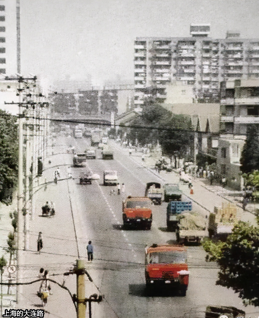 打工为余秋雨治病，为省1元走夜路摔下水道，13年后夫娶年轻女星