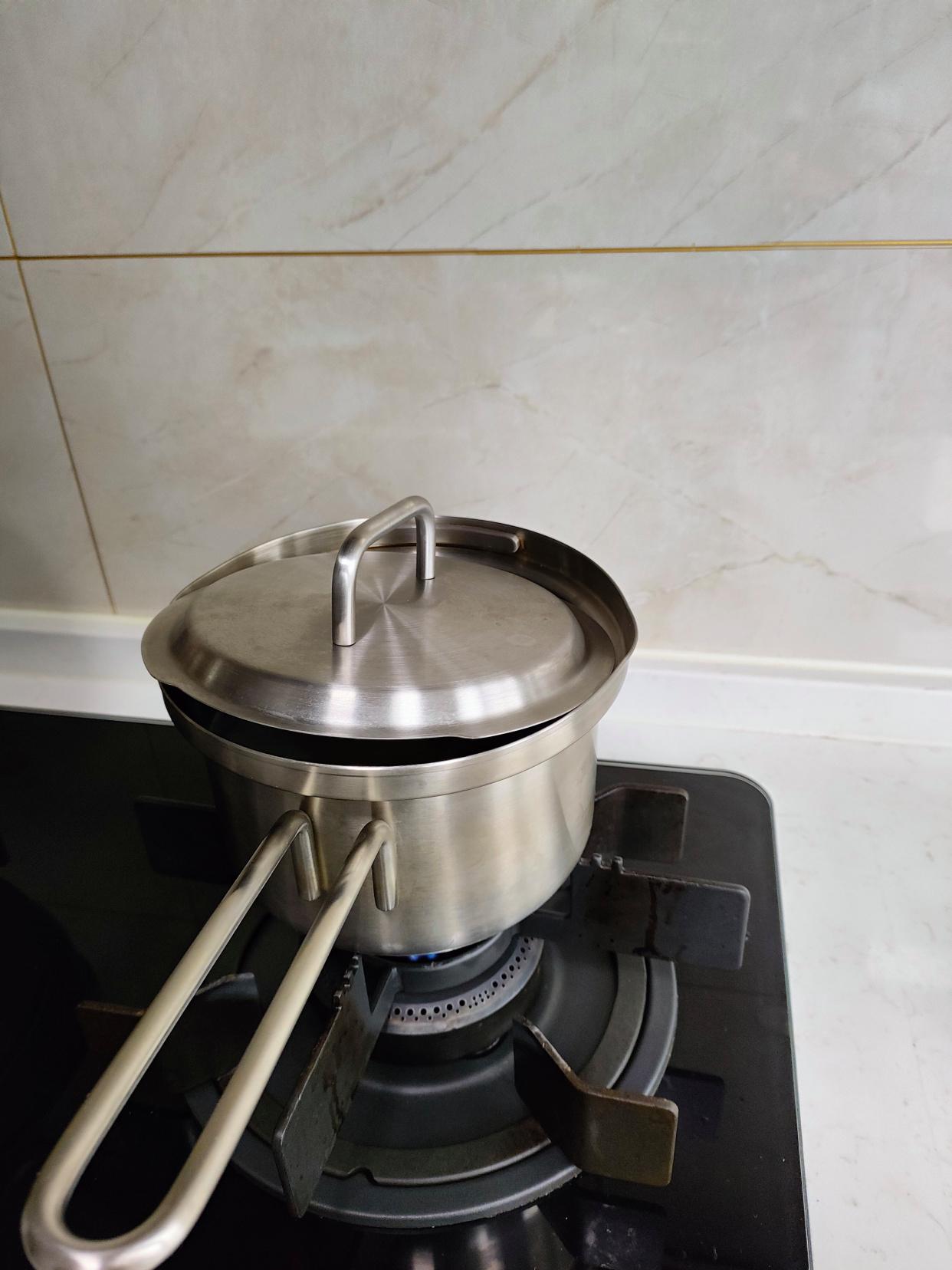 老两口免费早餐,东北老两口的早餐