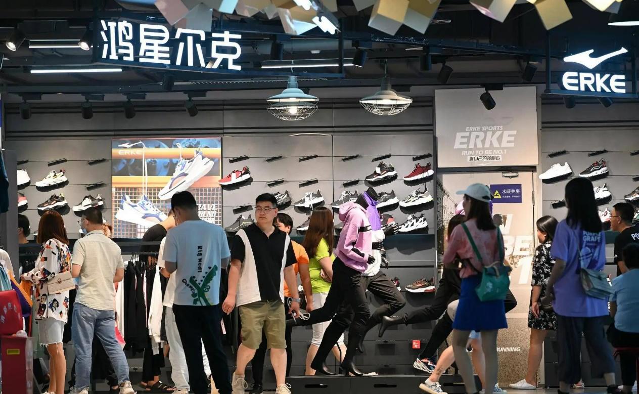 年轻人热衷国潮背后有哪些商机,年轻人在追国潮