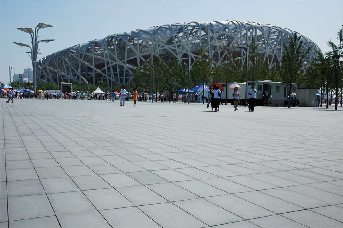 沙漠里的沙子为什么不能利用,沙漠里面的沙子能干什么用