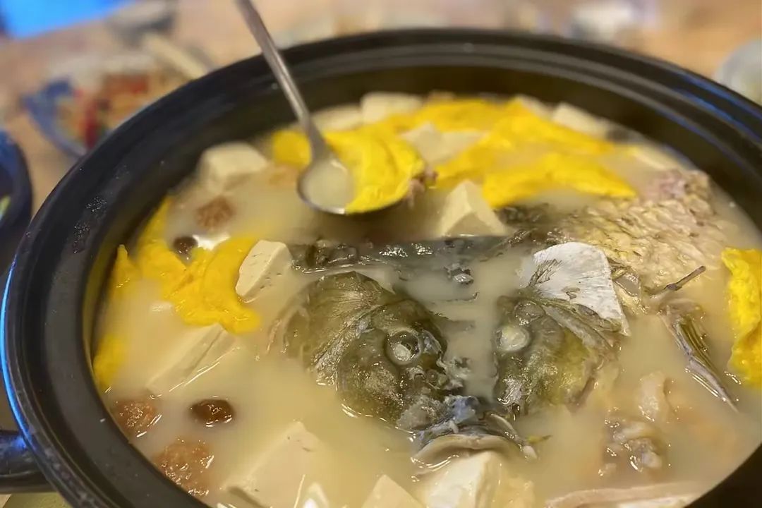 云南各地好吃的美食推荐,云南最好吃的十大美食