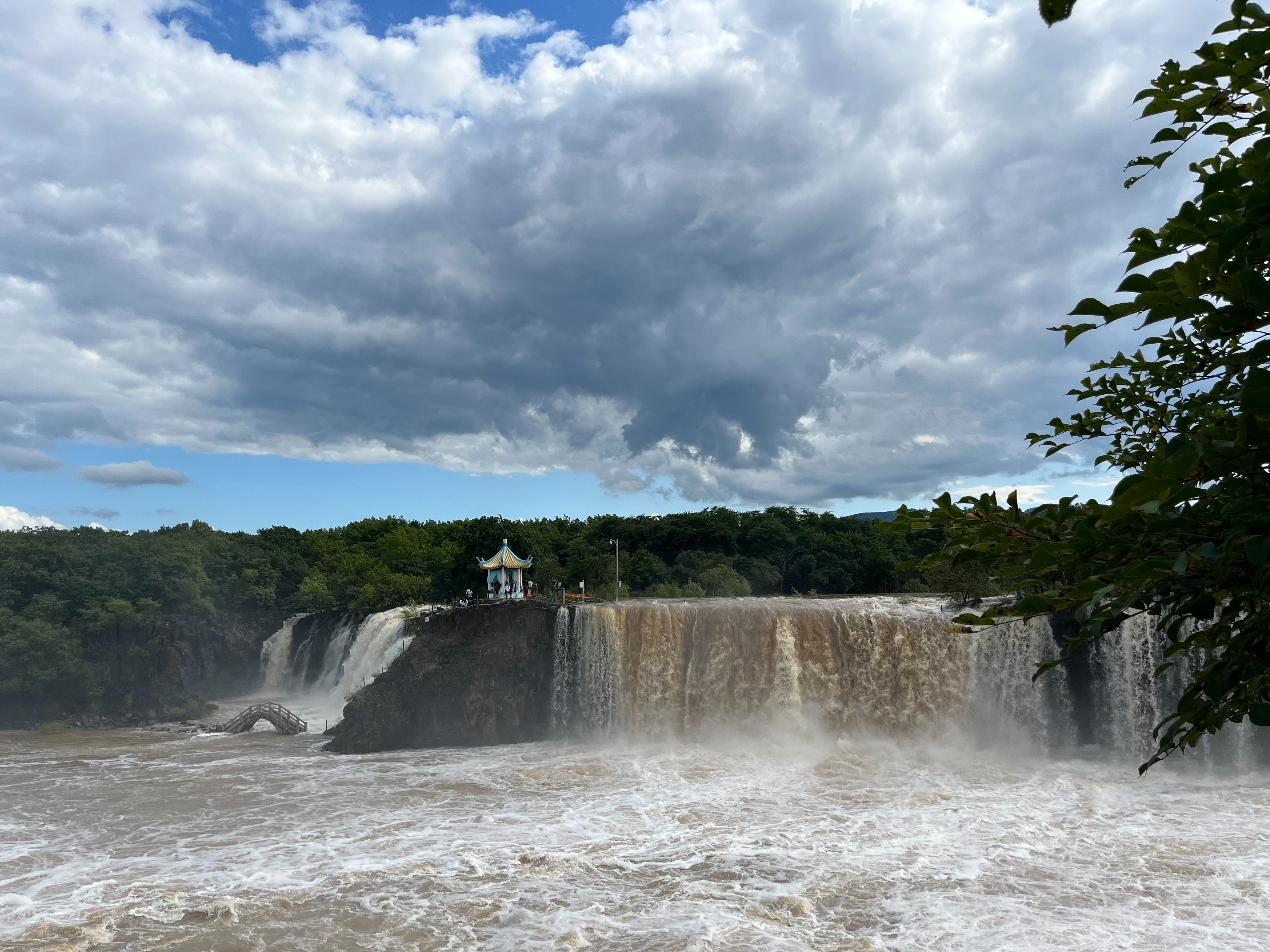 夫妻自驾11000公里,夫妻两人自驾游最新视频