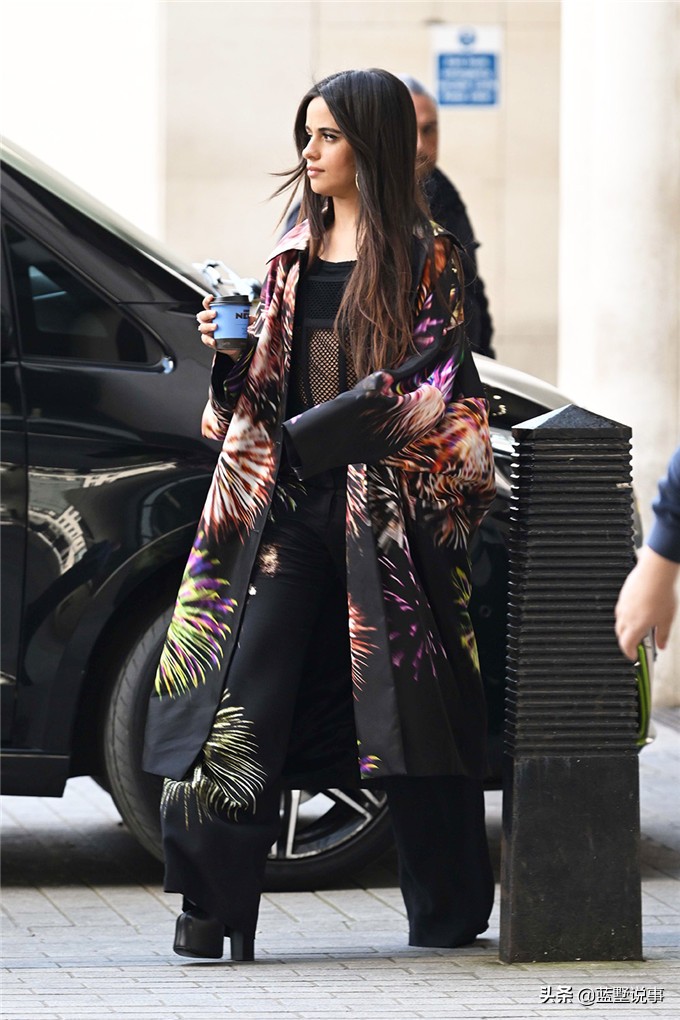 卡米拉卡贝洛billboard2018,卡米拉卡贝洛美女