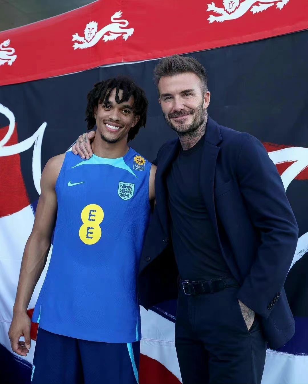 贝克汉姆带领英格兰进军世界杯,贝克汉姆来到卡塔尔亚洲杯