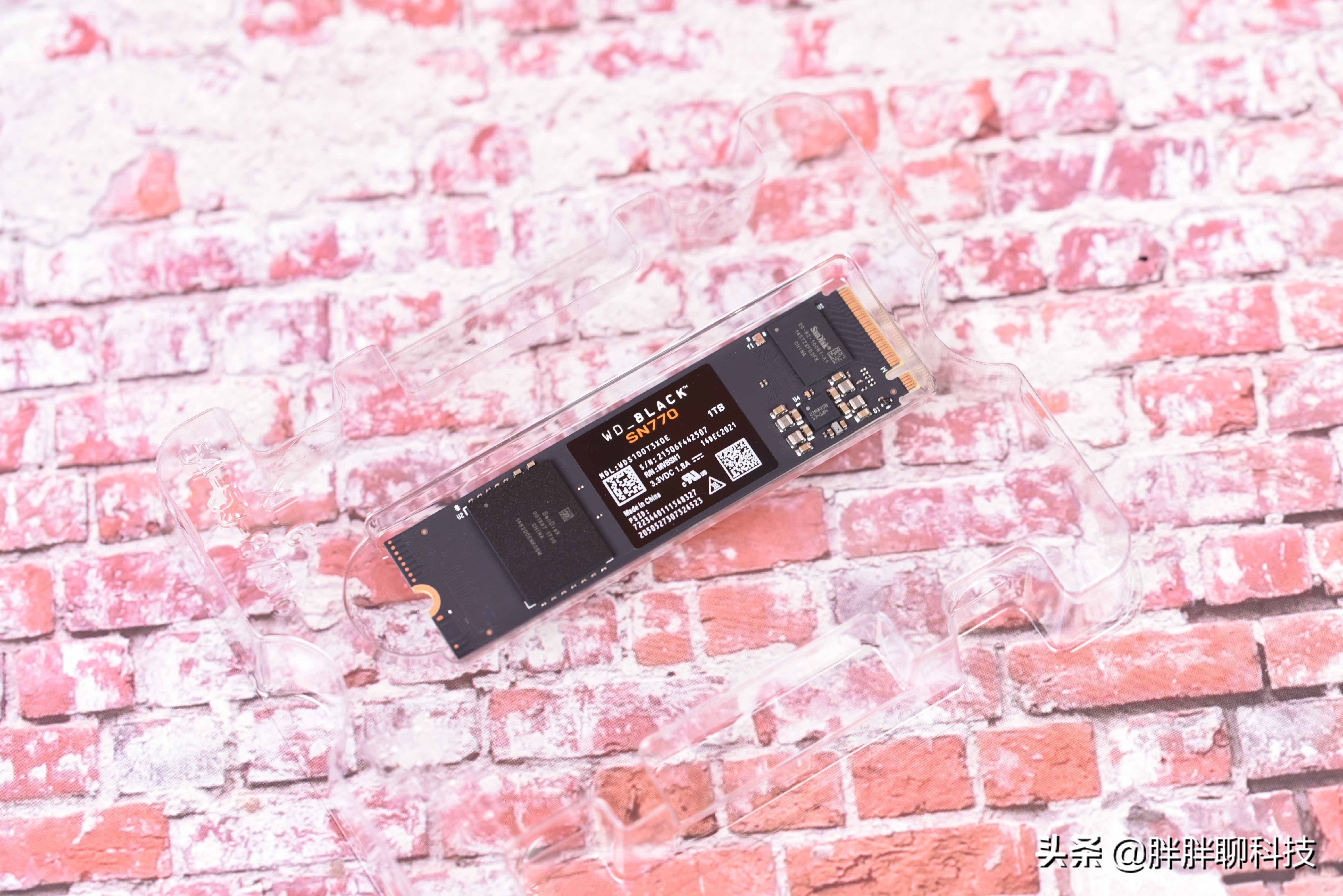 wdblacksn7701tb固态硬盘,西数wdblacksn770和三星