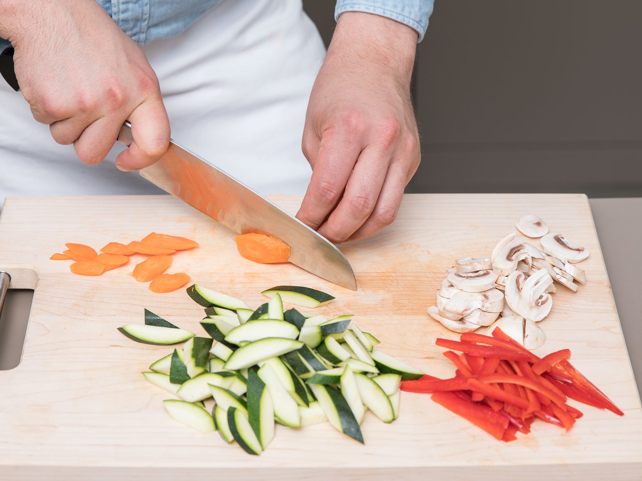 菜刀选购攻略,做了几十年菜的阿姨