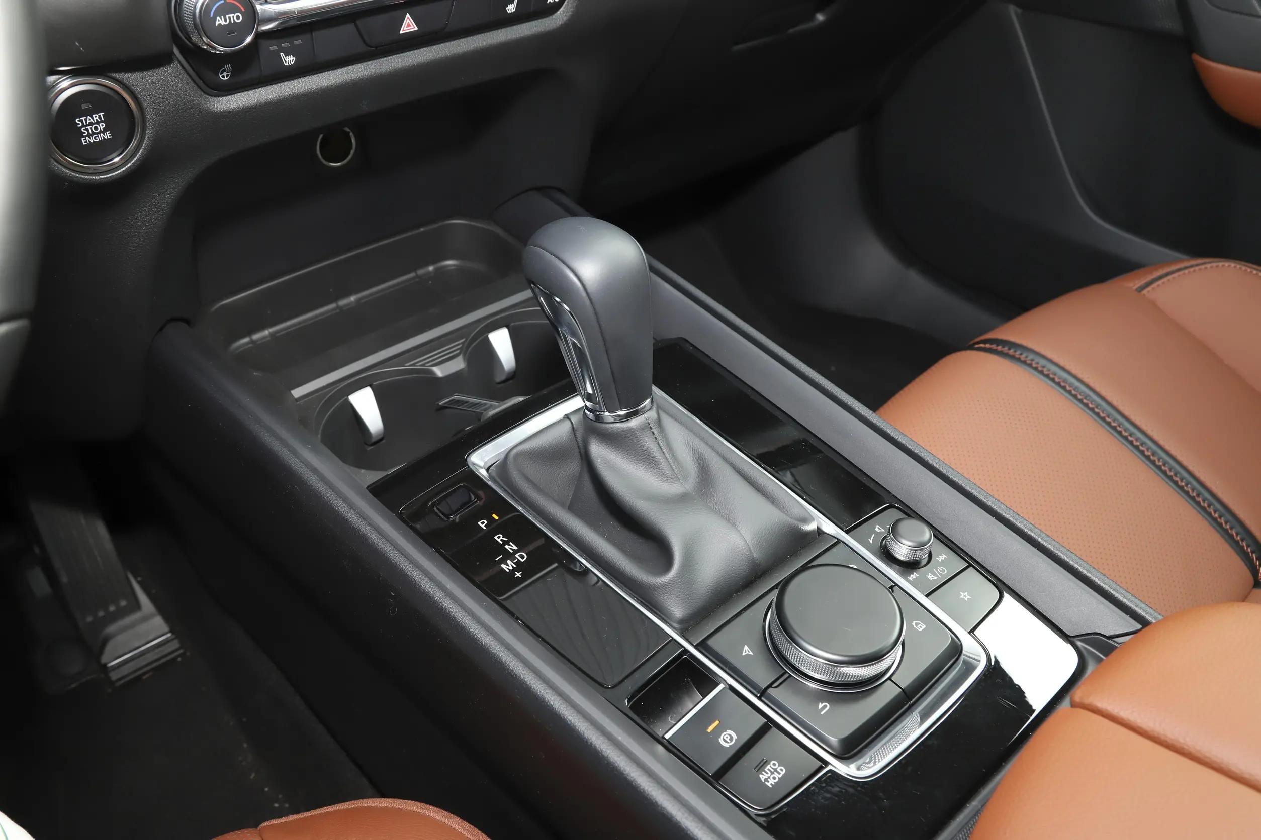 CR-V车主体验马自达CX-50，油耗不高空间大，15.98万起比国产便宜