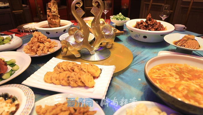 过年吃东西挑战,过年挑战100块吃大餐