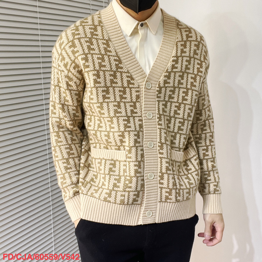 fendi芬迪限定款双f老花针织套装,fendi芬迪服装有什么特点