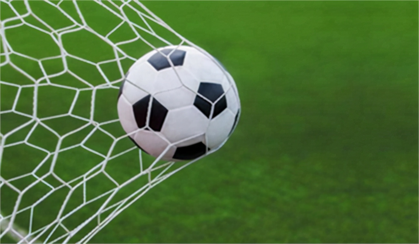 足球不是圆的,为什么喜欢足球因为足球是圆的