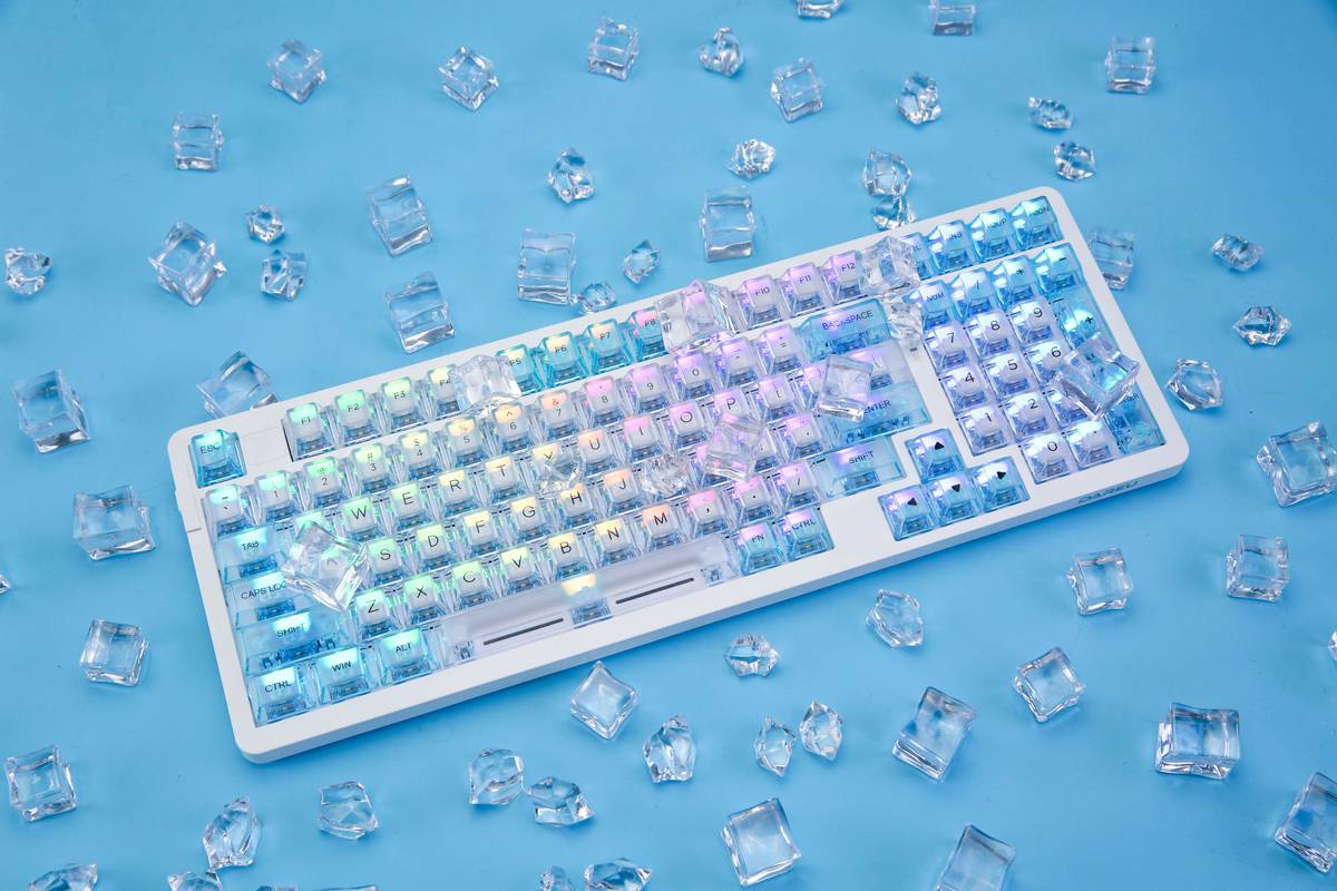 个性化桌面让办公更高效,整齐的桌面有助于提高效率