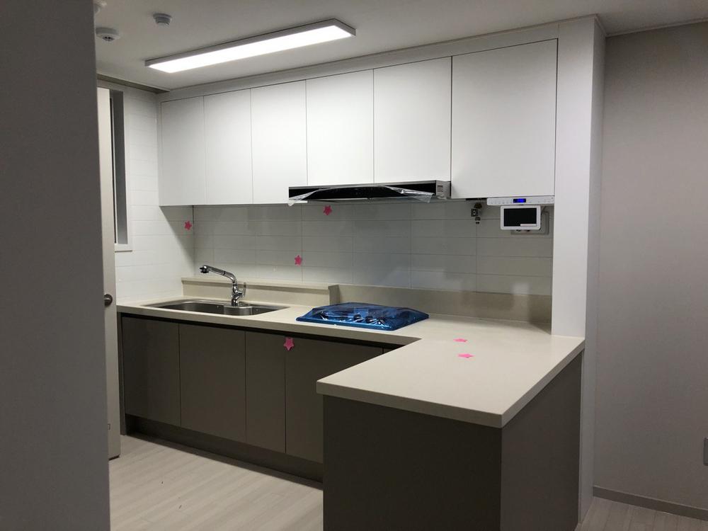 闊╁浗浜虹簿瑁呮埧,闊╁浗浜烘埧瀛愮簿瑁呬慨