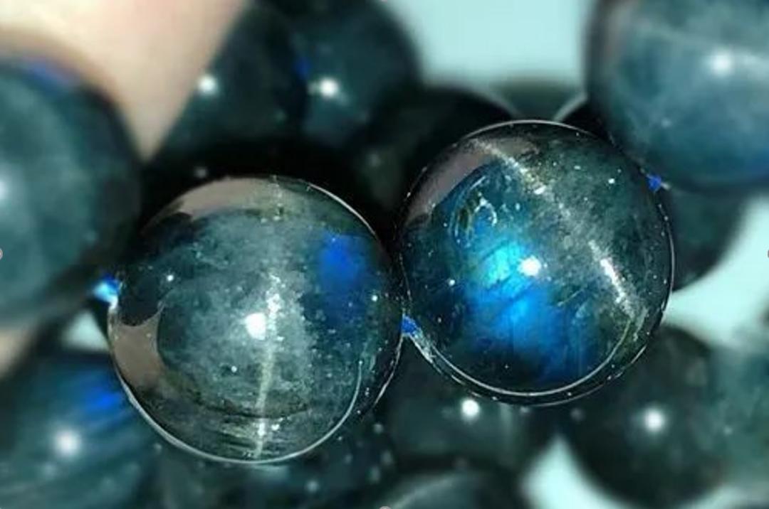 10种最漂亮的宝石,大自然中天然的蓝色宝石