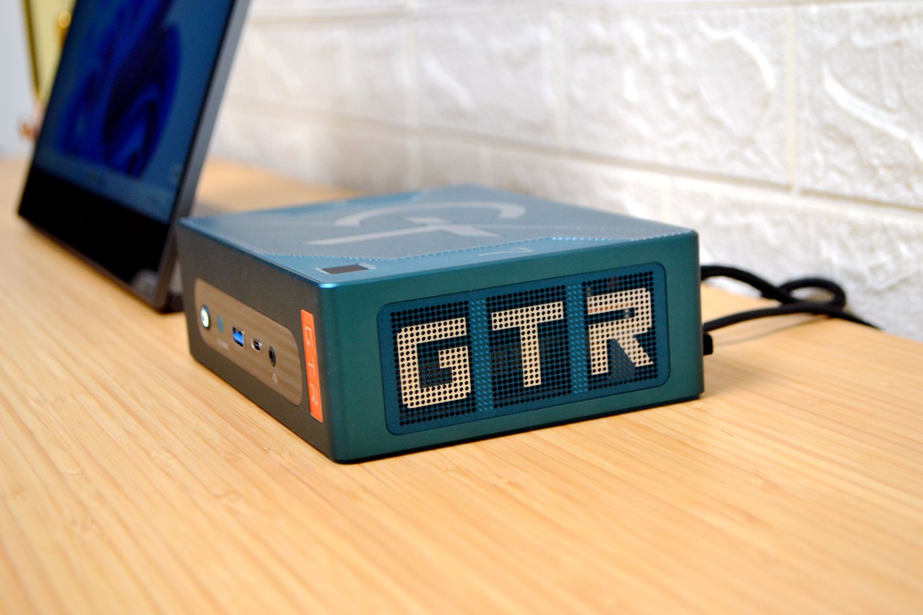 迷你主机会取代台式机吗？上手体验了零刻GTR7一个月，聊聊优缺点