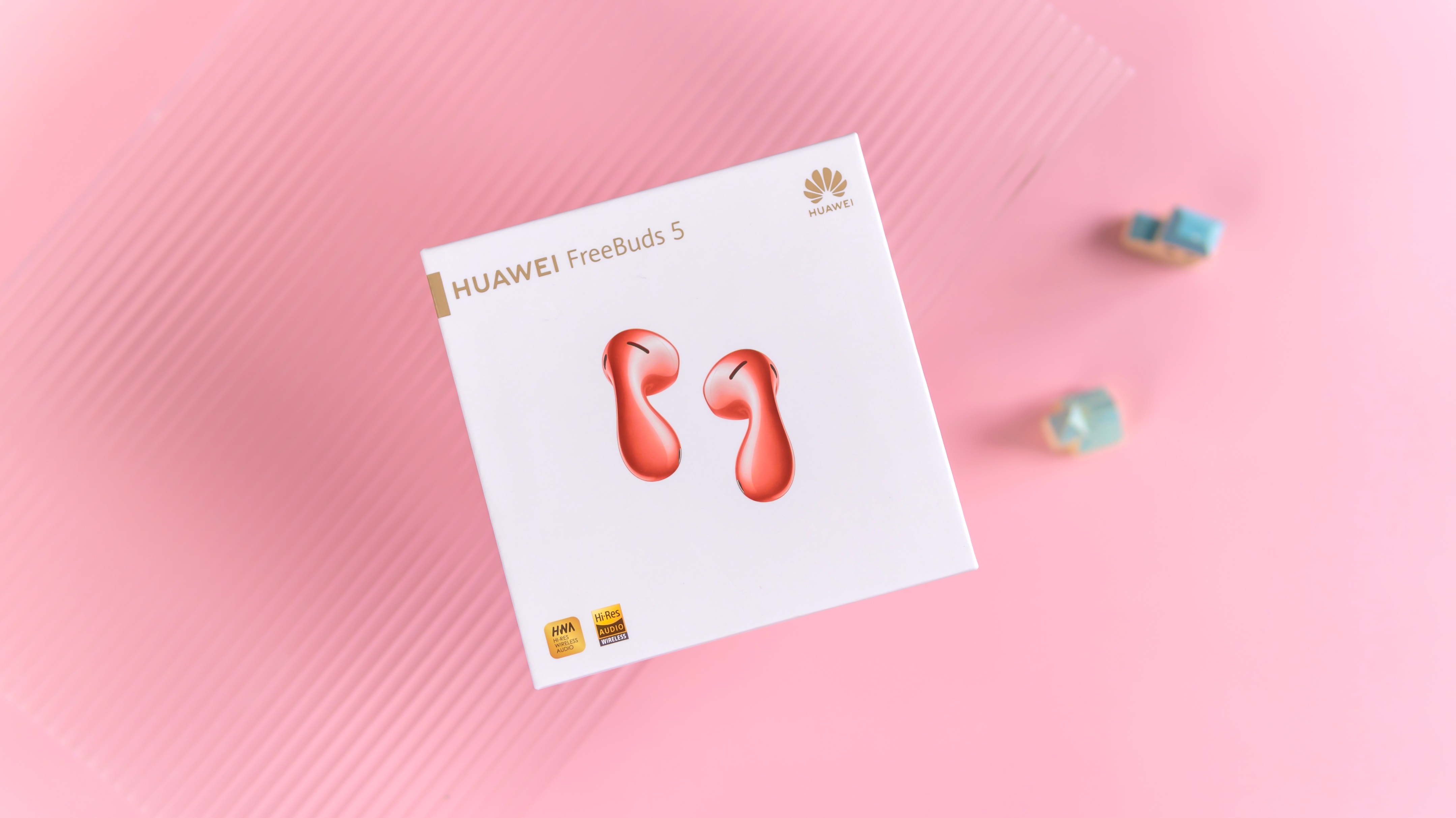 华为freebuds5水滴耳机黑科技,华为freebuds5佩戴测评