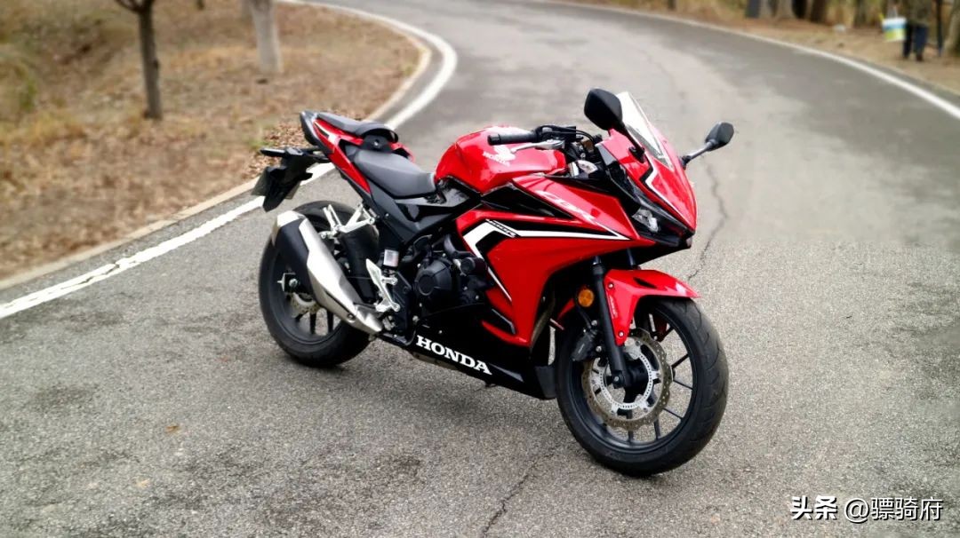 要啥没啥就是有个好心情,要啥没啥还想要浪漫