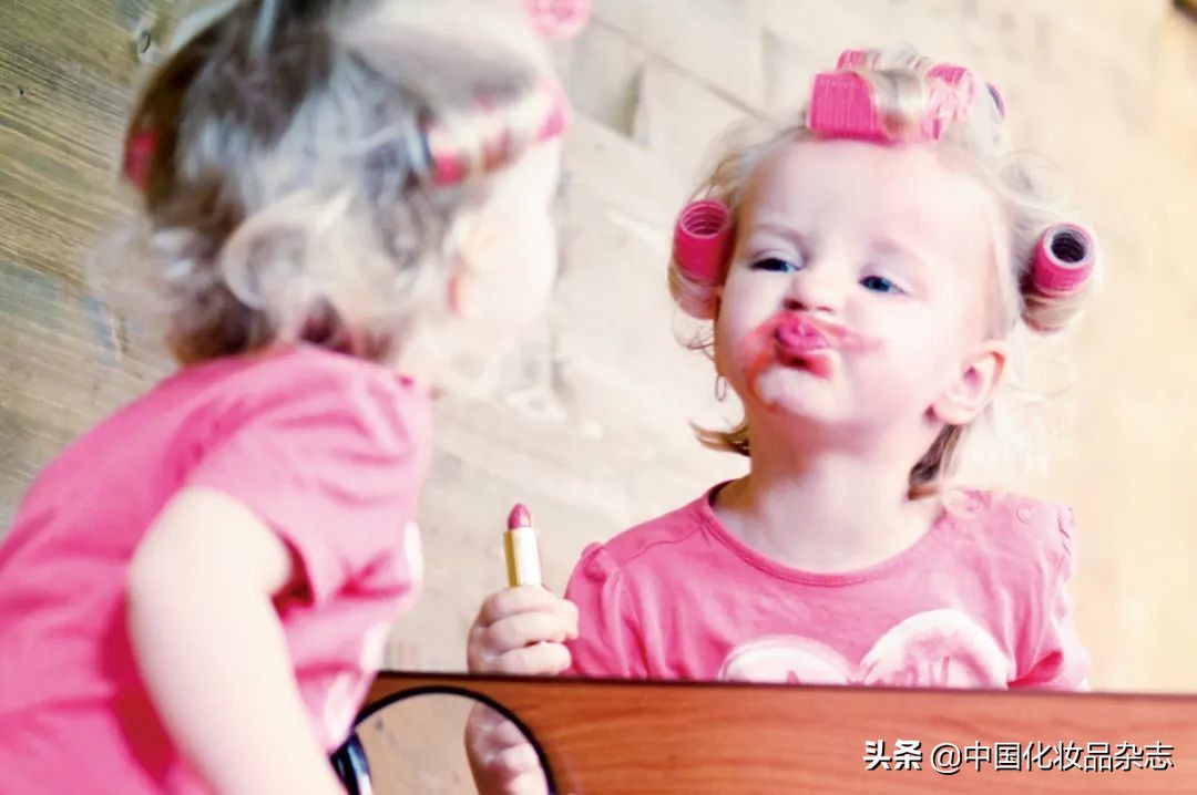 孩子乱玩弄化妆品怎么解决,儿童化妆品整顿