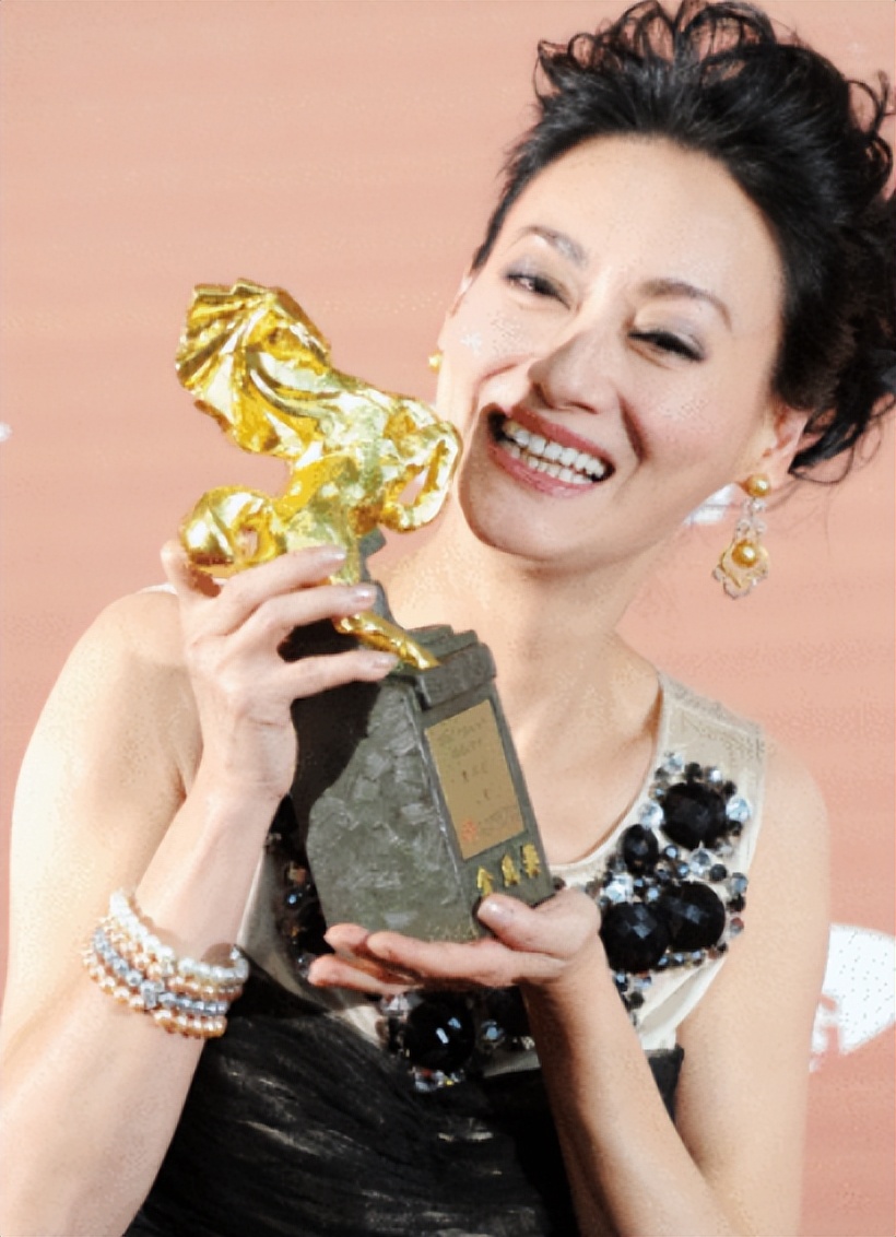 惠英红得影后,惠英红影后视频