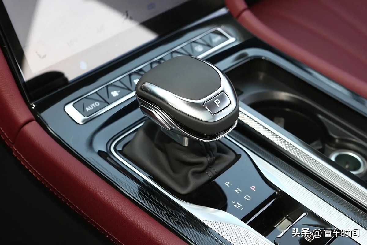 了解一下最新款的红旗h5,2.0th5红旗