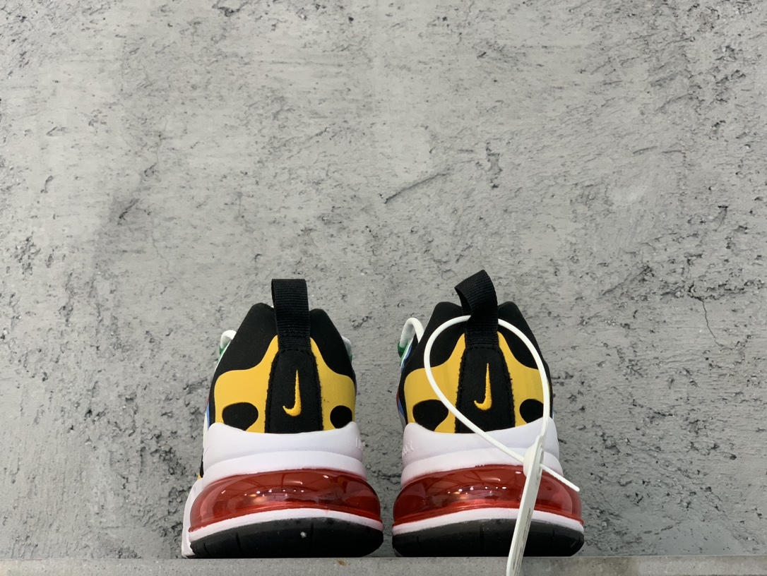 nikeairmax270react脚感怎么样,nikeairmax270气垫渐变色