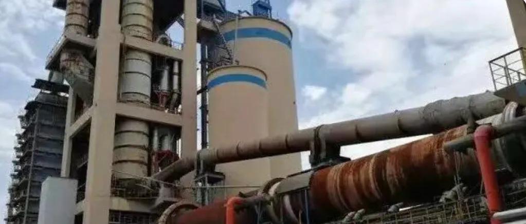 水泥汽车库底库侧弹簧帆布散装机熟料伸缩布袋厂家春节期间生产吗