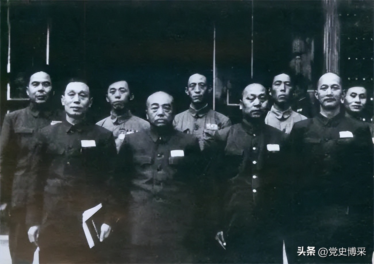 周纯全:鲜为人知的独目开国上将,曾任中央政治局委员,被彭德怀“抓差”负责志愿军后勤工作