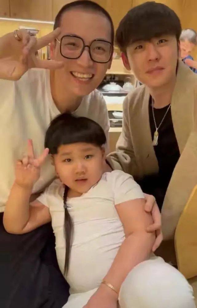 郭德纲郭麒麟挫折式教育,郭德纲的教育方式的视频