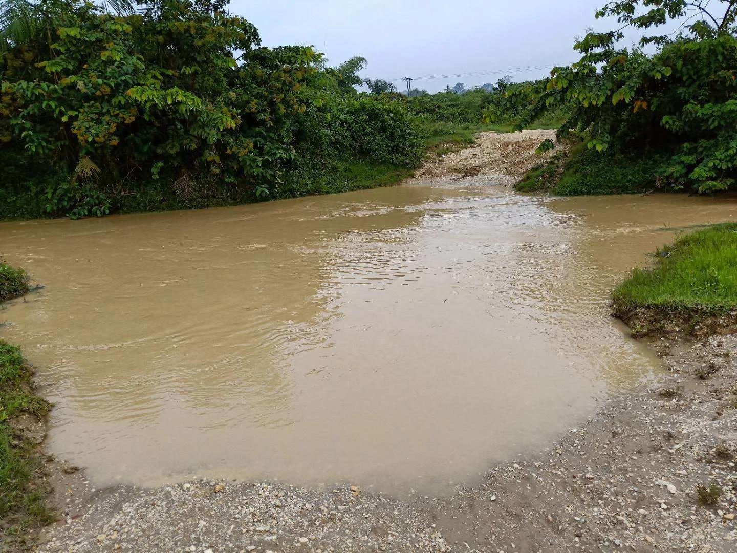 我表哥,去非洲淘金10年赚了1600万,去年在省城买了三套大房子!