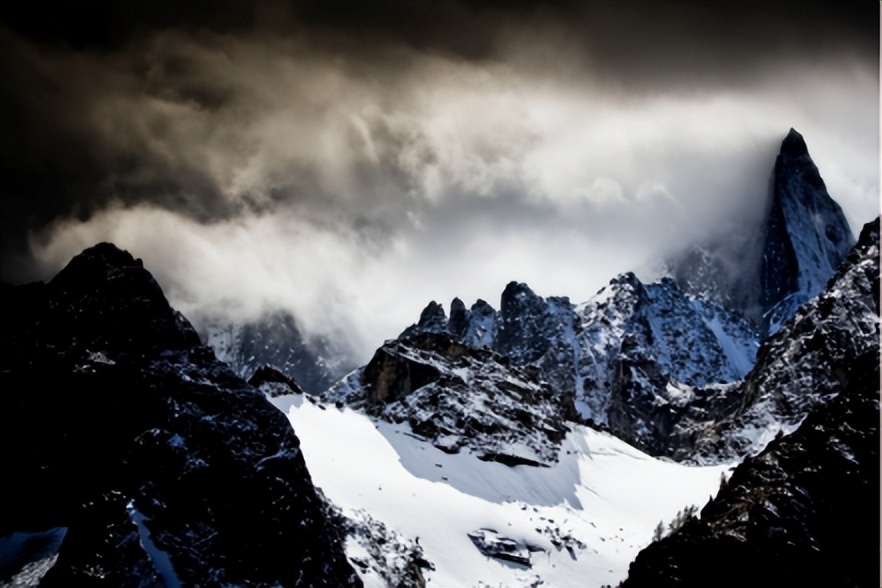 始祖鸟system-a新款在哪里买,始祖鸟systema2023秋冬