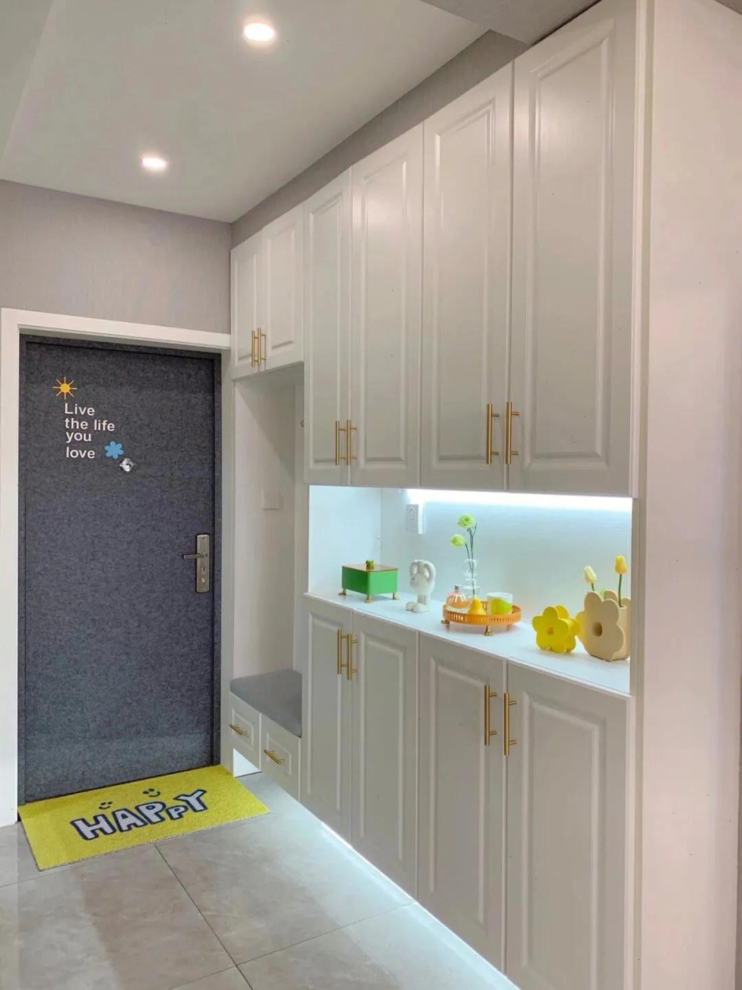 进门玄关带鞋柜,窄玄关鞋柜设计