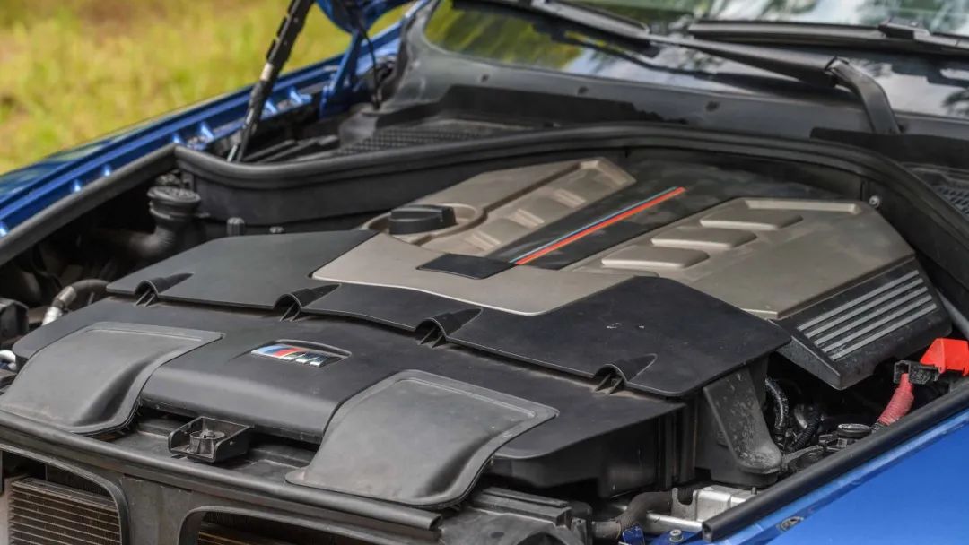 “可爱”又“环保”！诺粉入手4.4TV8宝马X5M