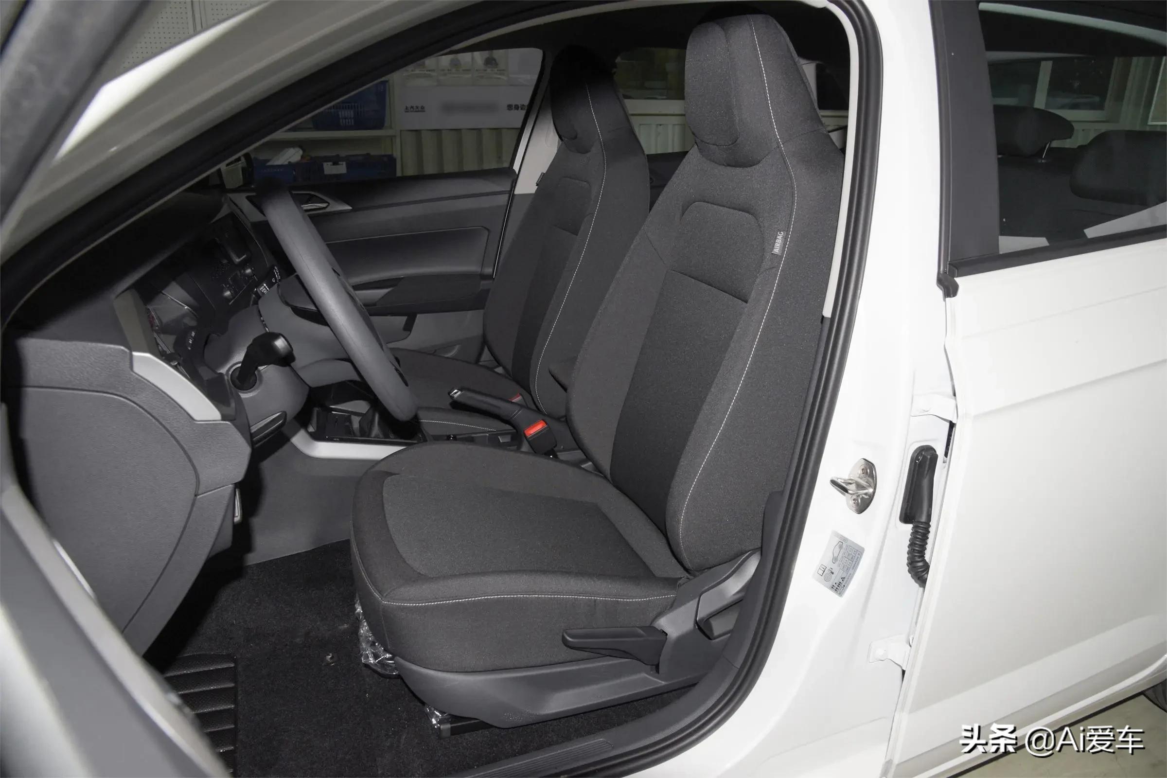 18款手动高配大众polo,女生代步车二手大众polo