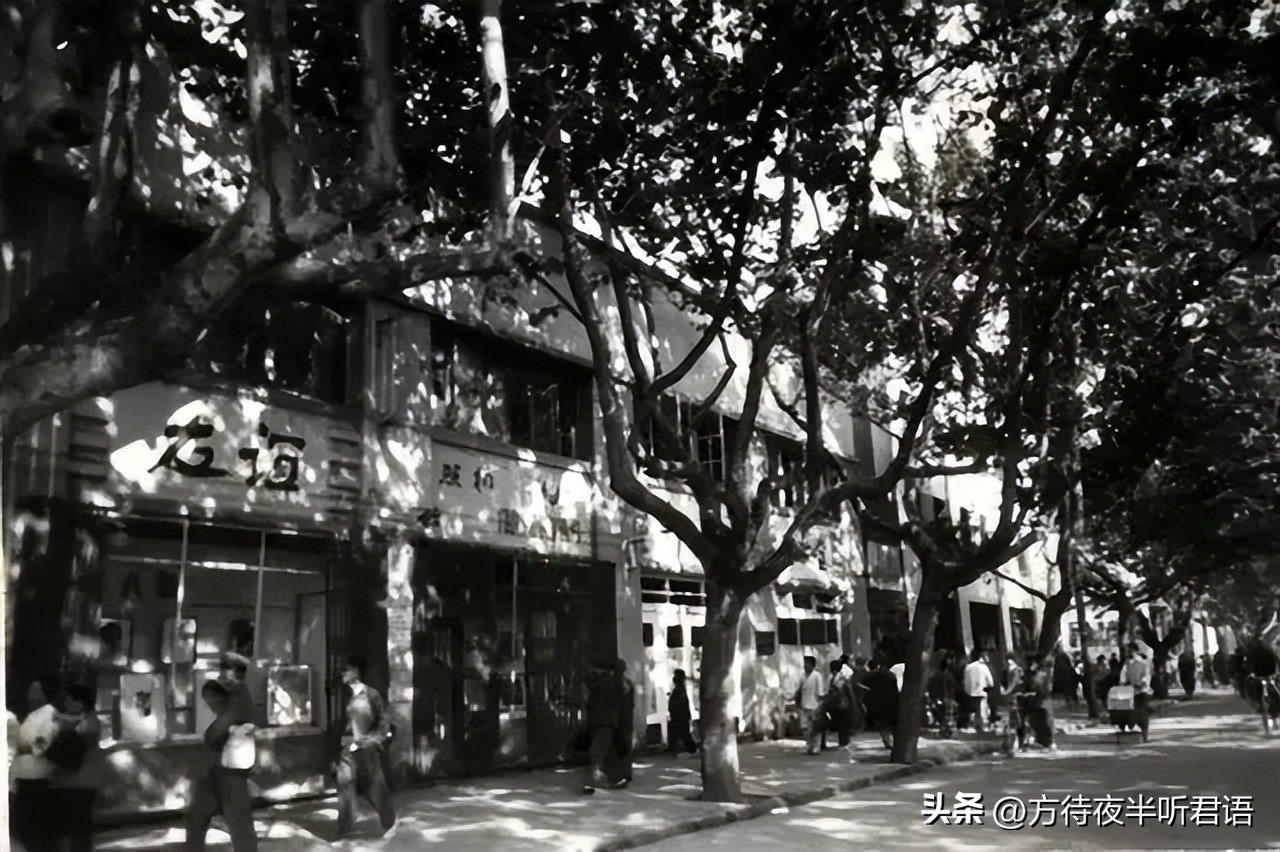九十年代南京城老照片,以前的南京城的老照片