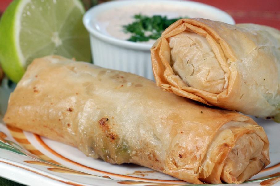 千万不要给猫吃的食物,这7种食物不要给猫吃