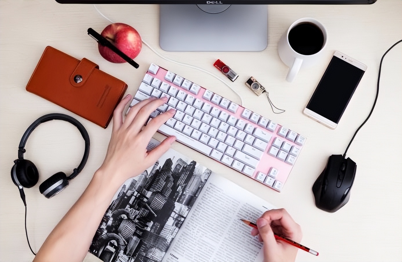 30岁学ps学什么好,学ps能做抖音吗