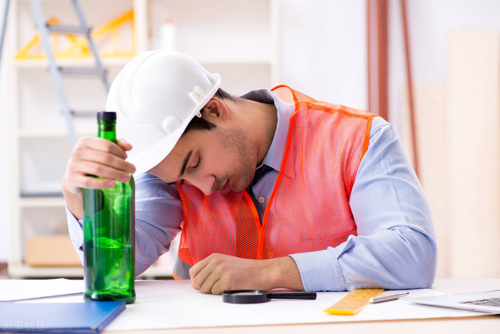 工作老是出错很焦虑怎么办,工作老出错很烦躁压抑怎么办