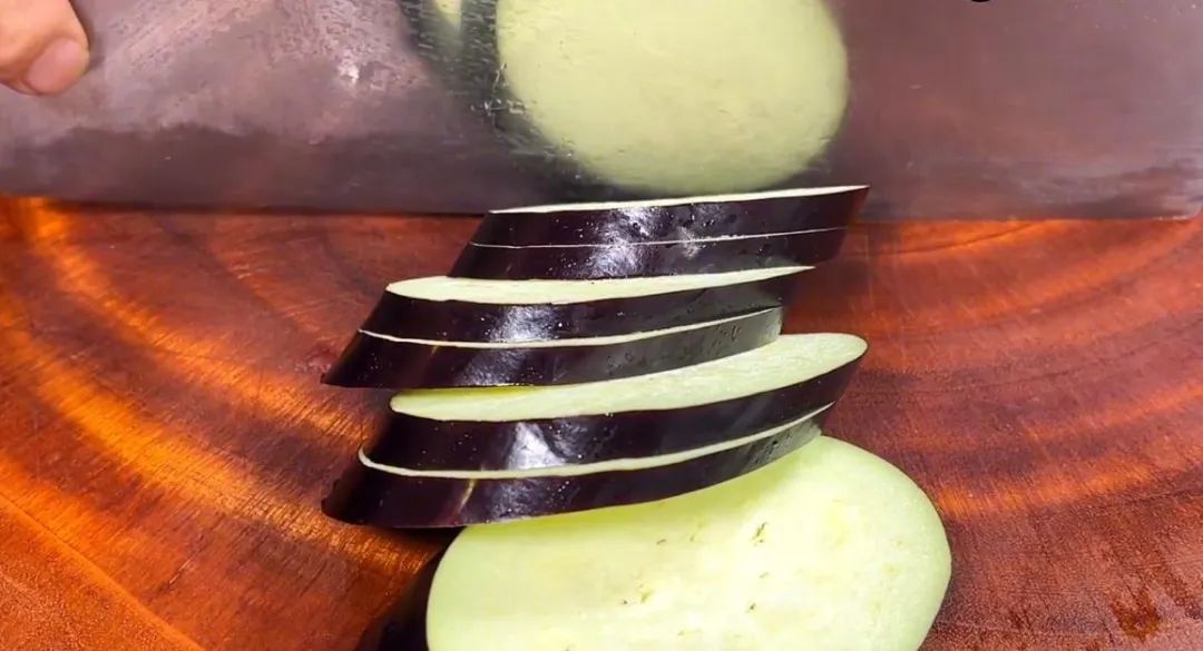 建议中老年人多吃2样碱性菜,50岁以后多吃3道碱性菜