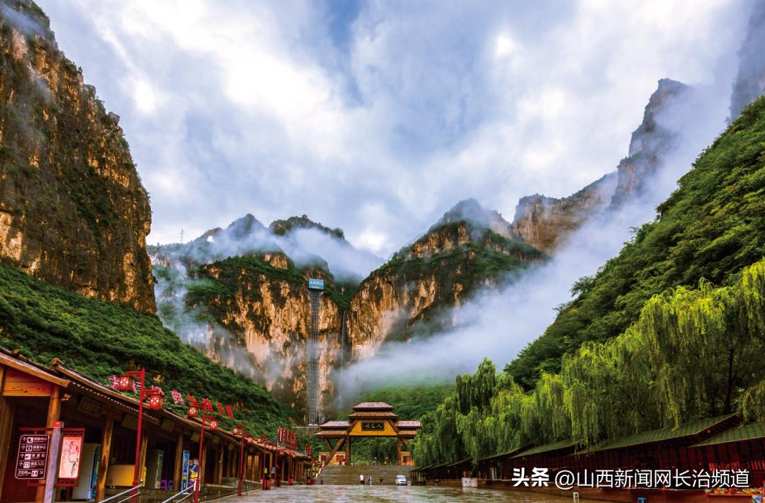 长治大峡谷八泉峡玩一趟,来一趟八泉峡文案
