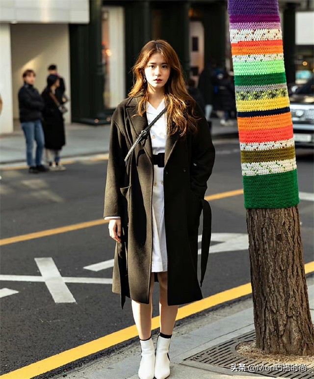 韩国女生都穿短裙吗,韩国女生都穿什么鞋