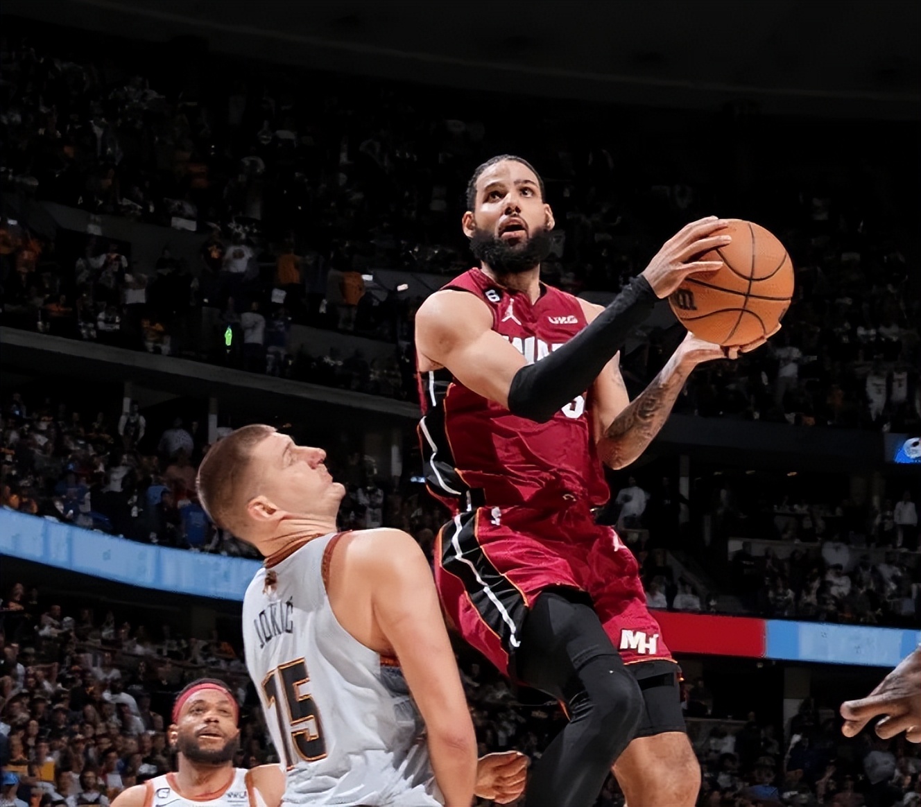 欧文被篮网交易换利拉德,篮网有意拿欧文换利拉德