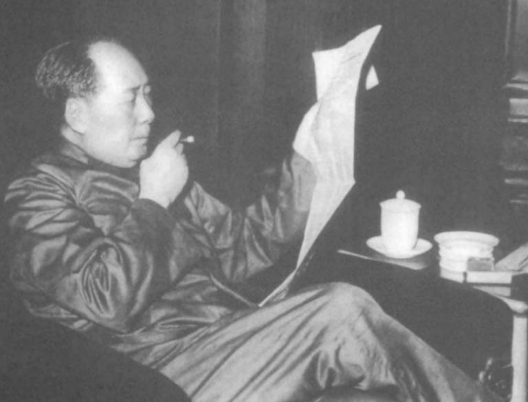 1984年李讷即将再婚，*青江**欲用工资给买东西，李讷：用不着你的钱