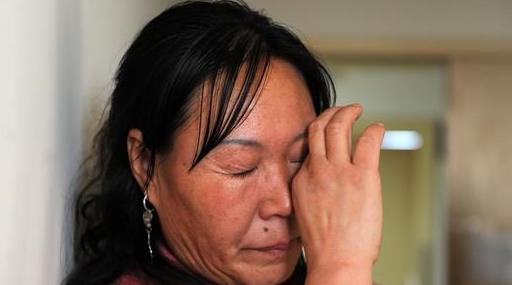 母亲打了怀孕妻子，检查后我做了个重要决定